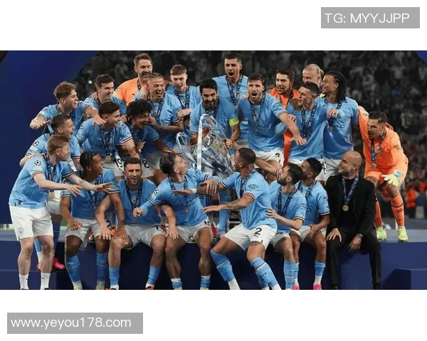 足球明星赛场照片的真实性探讨与背后故事揭秘 足球明星赛场照片的真实性探讨与背后故事揭秘